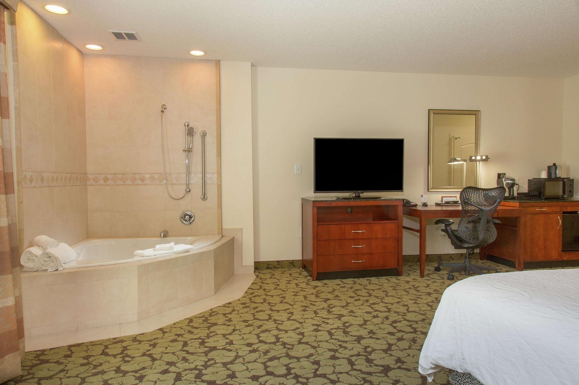 Hilton Garden Inn Myrtle Beach/Coastal Grand Mall Bagian luar foto