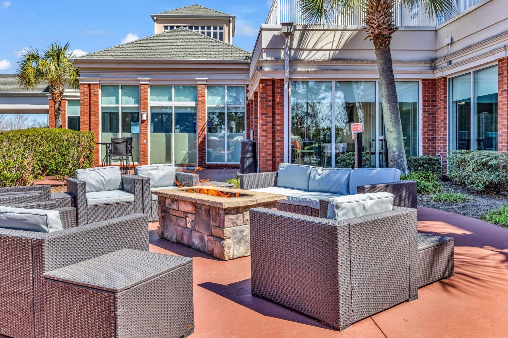 Hilton Garden Inn Myrtle Beach/Coastal Grand Mall Bagian luar foto